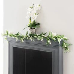 Dunelm Artificial Lily Garland 180cm