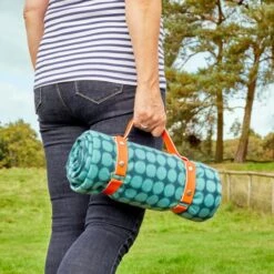 Dunelm 150x130cm Picnic Rug Polka Peacock -Garden Decoration Craft 30791494 alt03