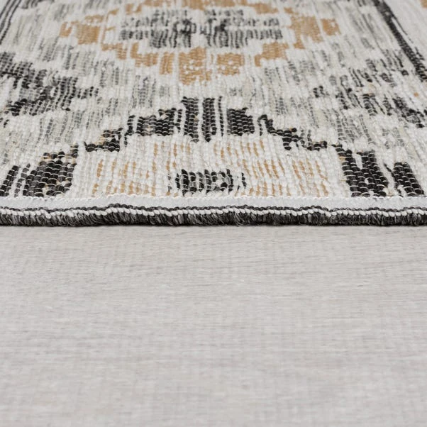 Dunelm Global Reversible Indoor Outdoor Rug 3 Dunelm Global Reversible Indoor Outdoor Rug - Image 3