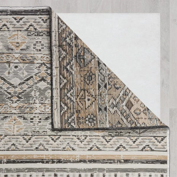 Dunelm Global Reversible Indoor Outdoor Rug 4 Dunelm Global Reversible Indoor Outdoor Rug - Image 4